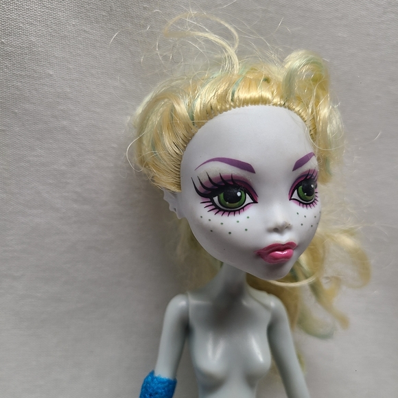 Monster High Lagoona Blue Dot Dead Gorgeous Doll 11" Preowned Incomplete - Picture 6 of 8